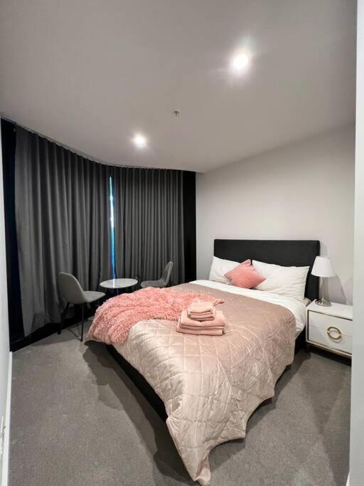 Comfy 2 Bed Apartment In The Heart Of Melbourne Eksteriør billede