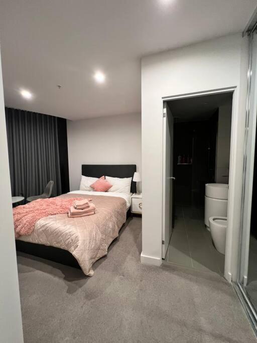 Comfy 2 Bed Apartment In The Heart Of Melbourne Eksteriør billede